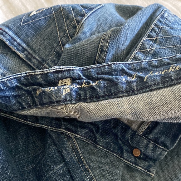 Used - Picture 2 of 2